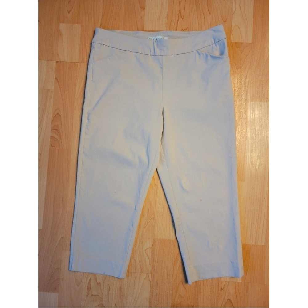 Cleo Petites pull-on capri pants